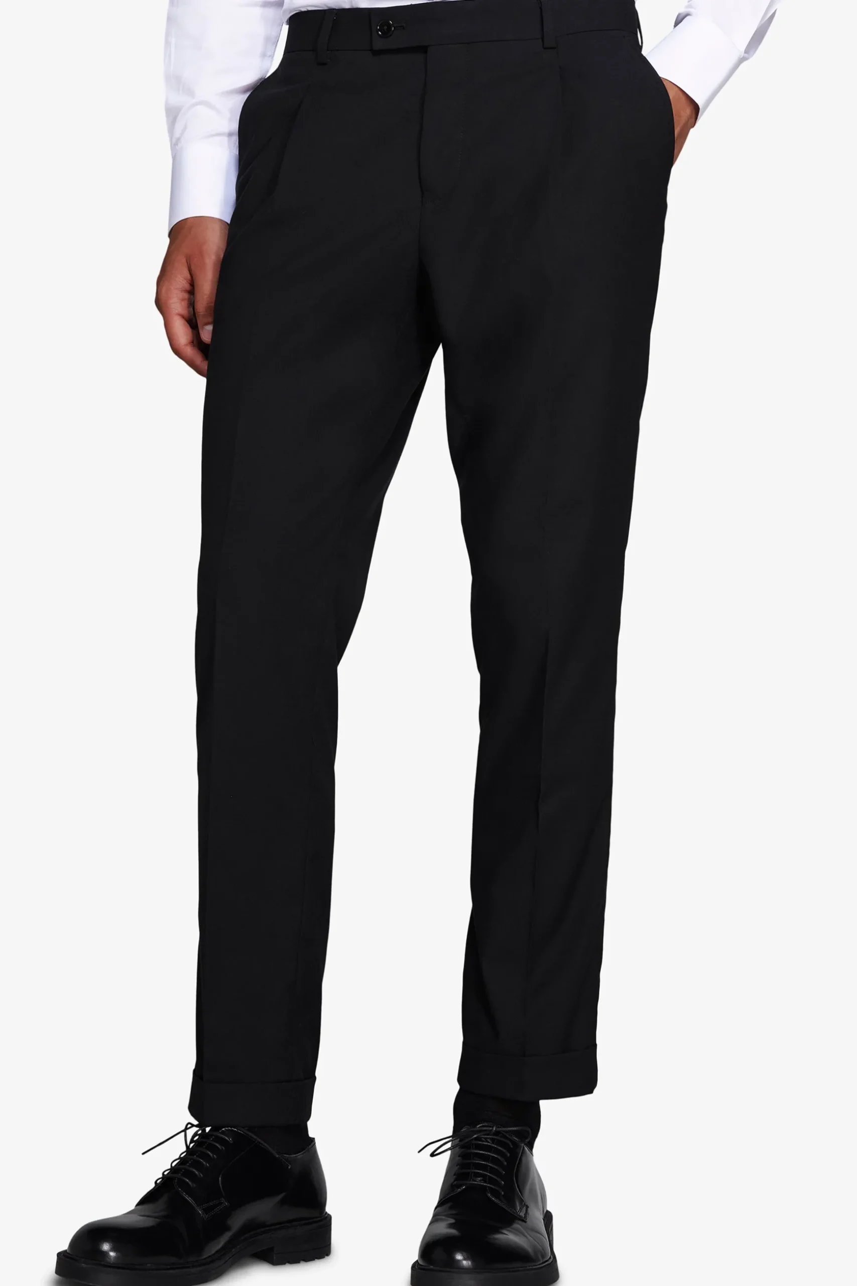 Black classic trousers with pleats