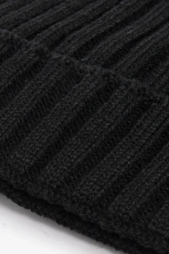 Black English rib beanie