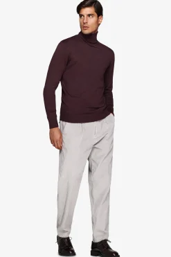 Burgundy basic turtleneck
