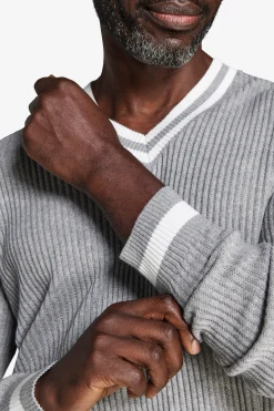 DNJ Gray V-neck sweater
