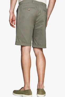 Green cotton basic chino bermuda shorts