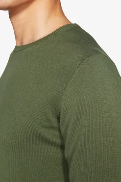 Green crewneck sweater