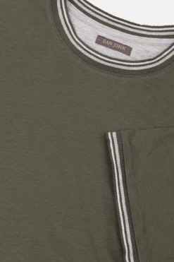Green jersey t-shirt