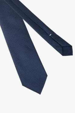 Navy pinpoint tie