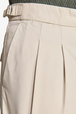 Sand textured Bermuda shorts