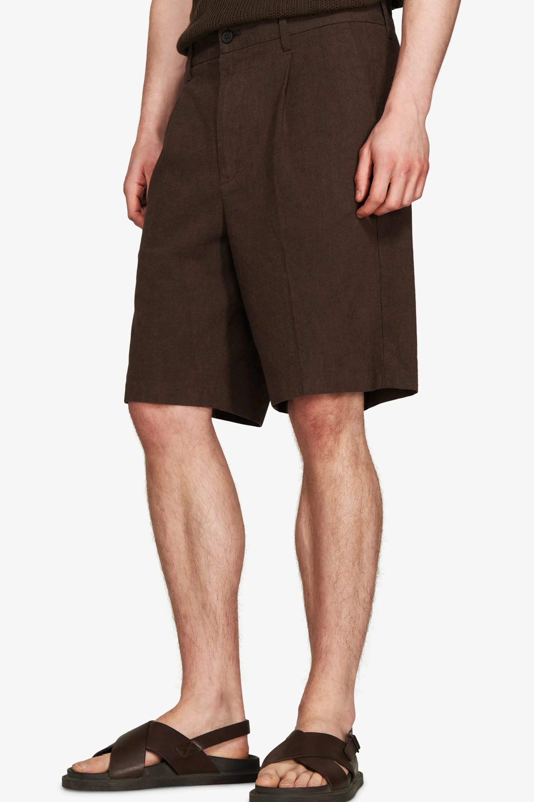 VOLUME Dark brown linen blend bermuda shorts