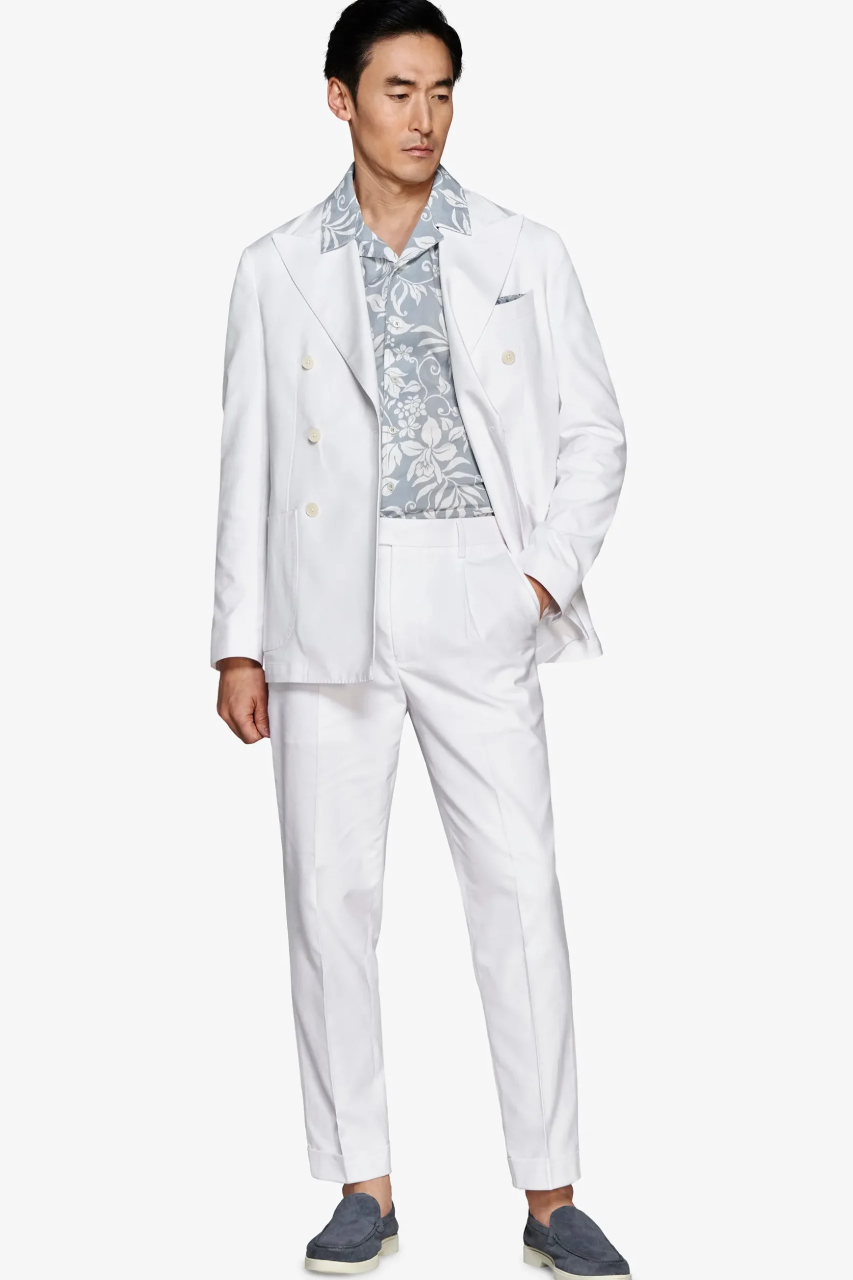 White double-breasted relaxed blazer