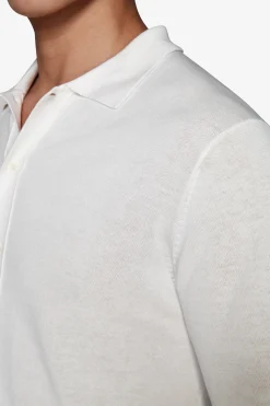 White knit shirt
